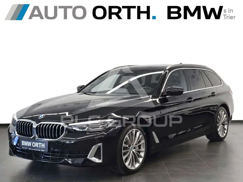 2023 BMW 530