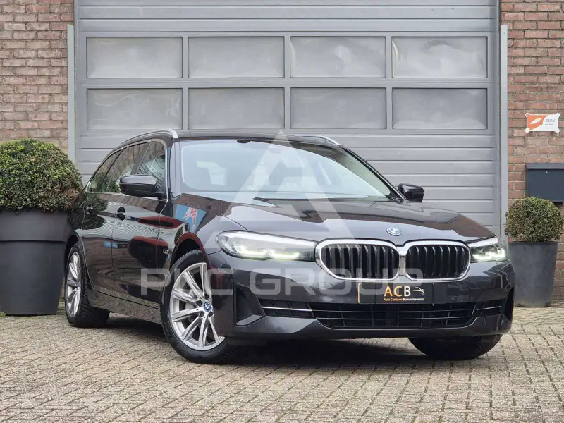 2023 BMW 530