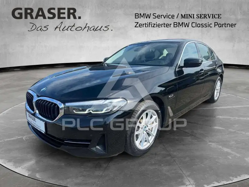 2023 BMW 530