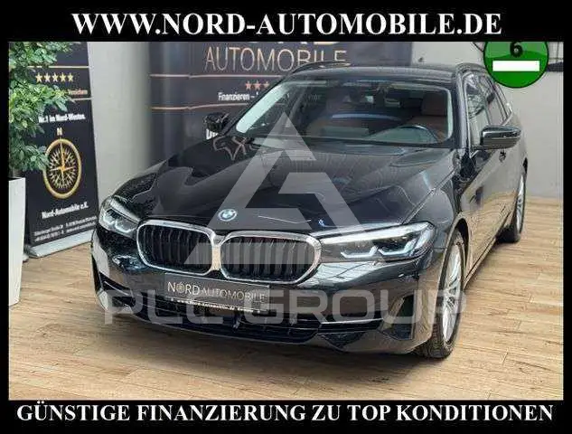 2023 BMW 530