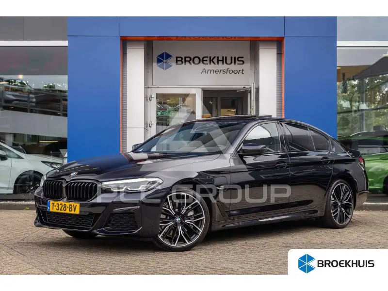 2023 BMW 530