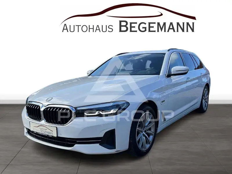 2023 BMW 530