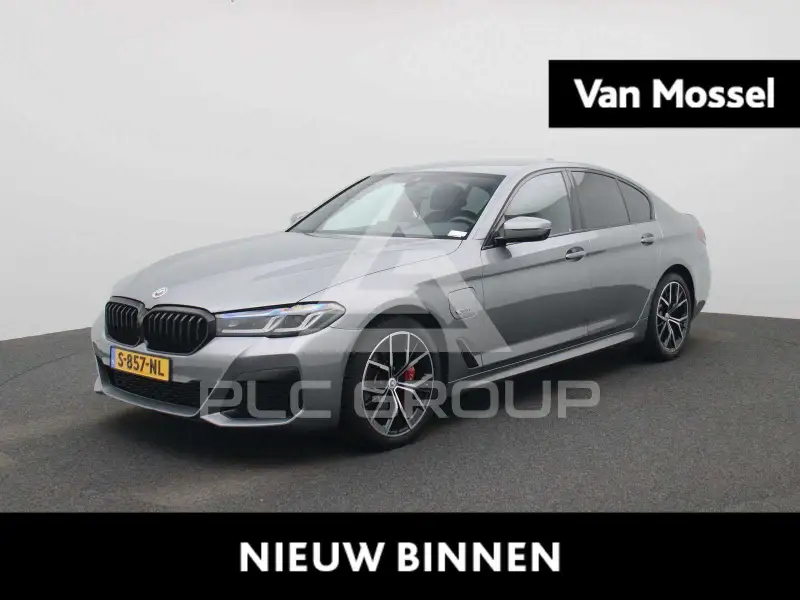 2023 BMW 530