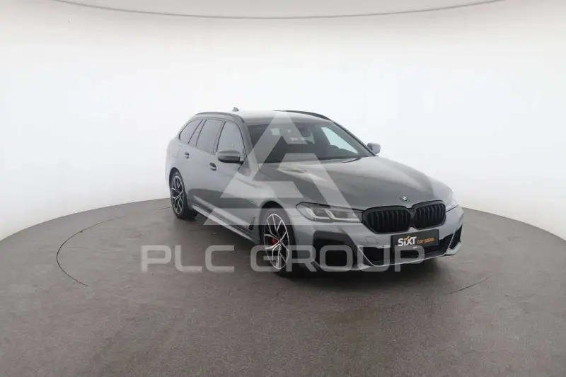 2023 BMW 530