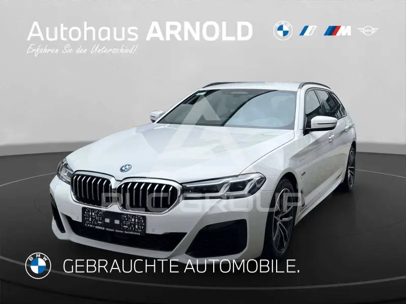 2023 BMW 530