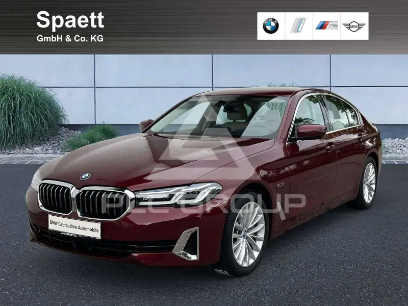 2023 BMW 530