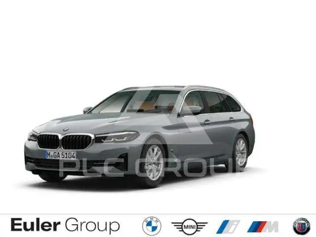 2023 BMW 530