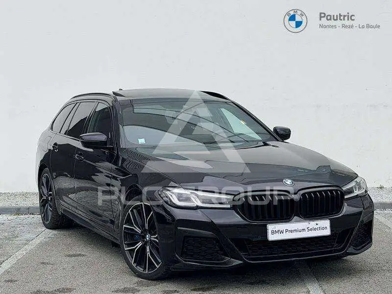 2023 BMW 530