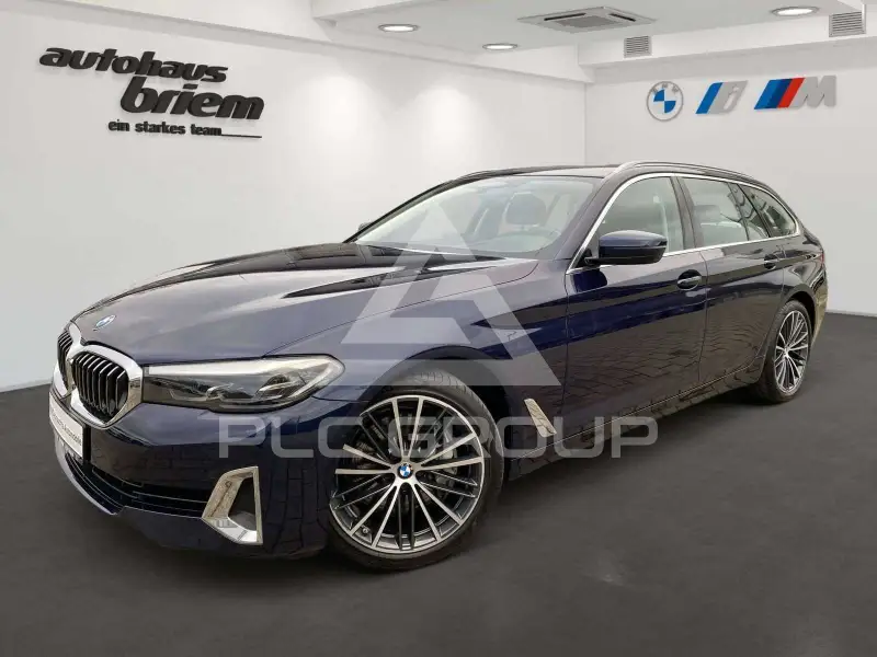 2023 BMW 530