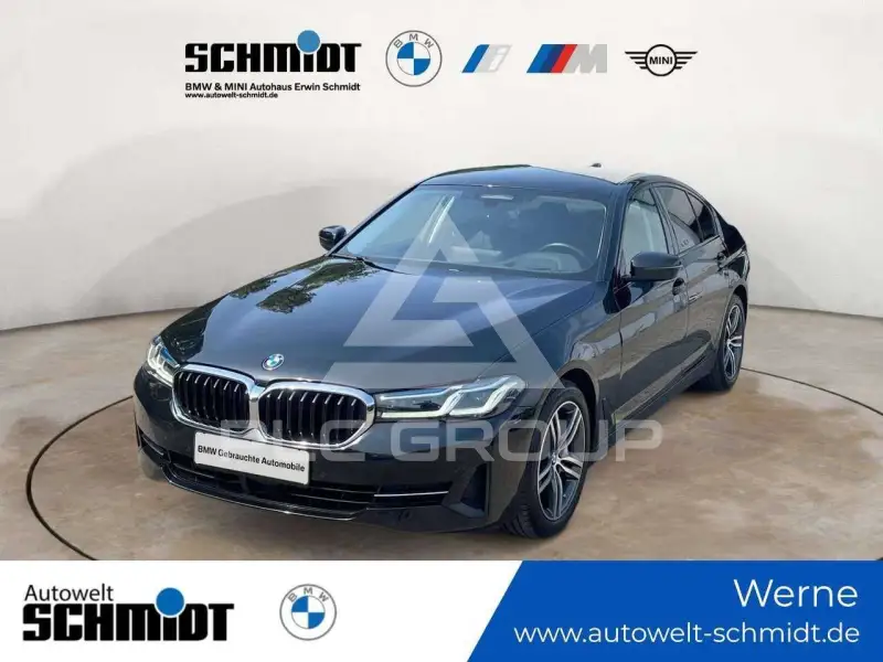 2023 BMW 530