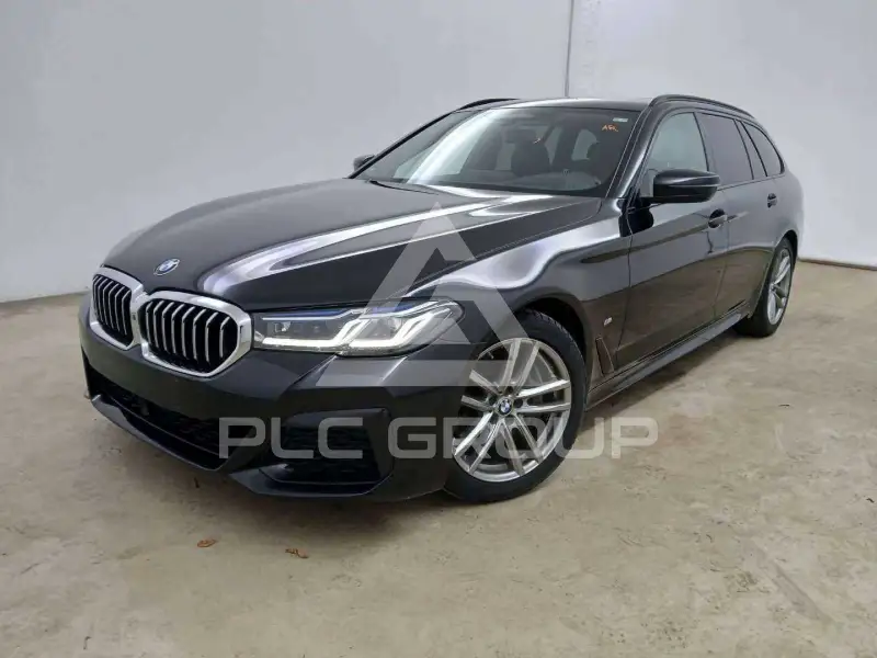 2023 BMW 530