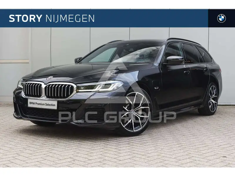 2023 BMW 530