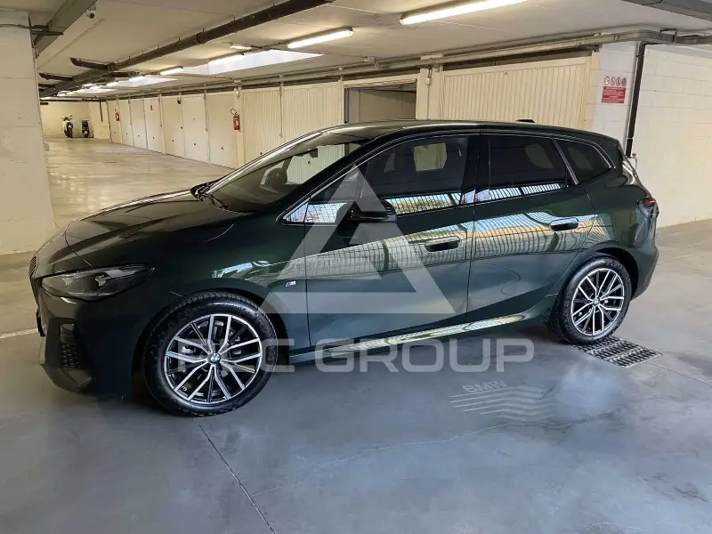 2023 BMW 218