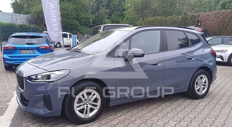 2023 BMW 218