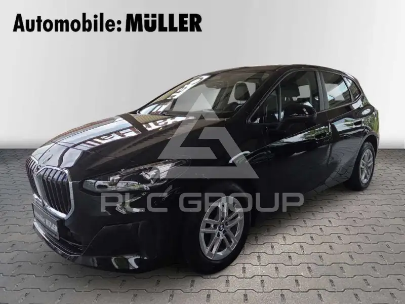 2023 BMW 218
