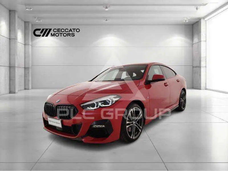 2023 BMW 218