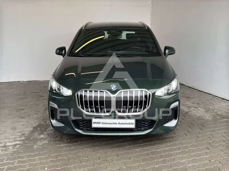 2023 BMW 218
