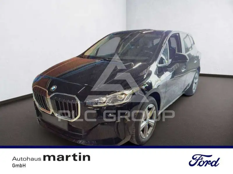 2023 BMW 218