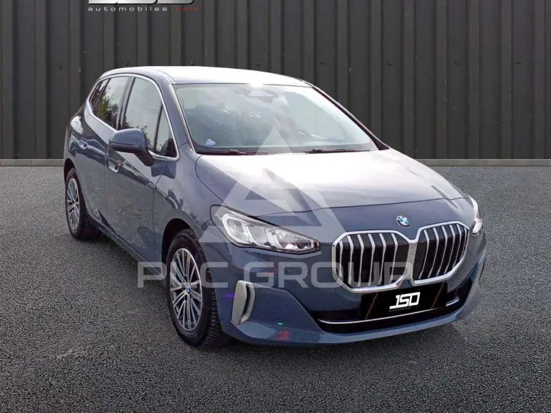 2023 BMW 218