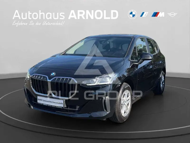 2023 BMW 218