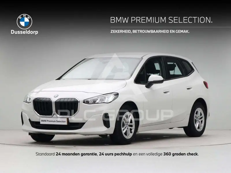2023 BMW 218