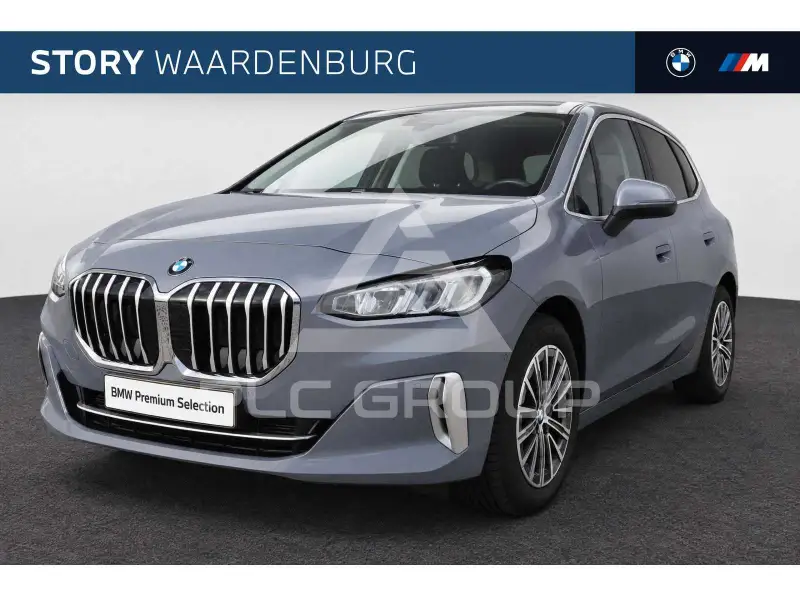 2023 BMW 218