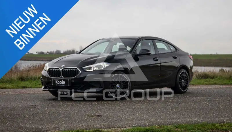 2023 BMW 218