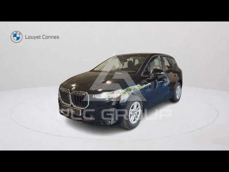 2023 BMW 218