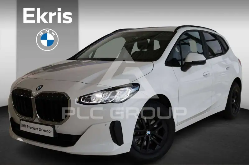 2023 BMW 218