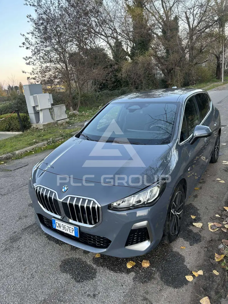2023 BMW 218