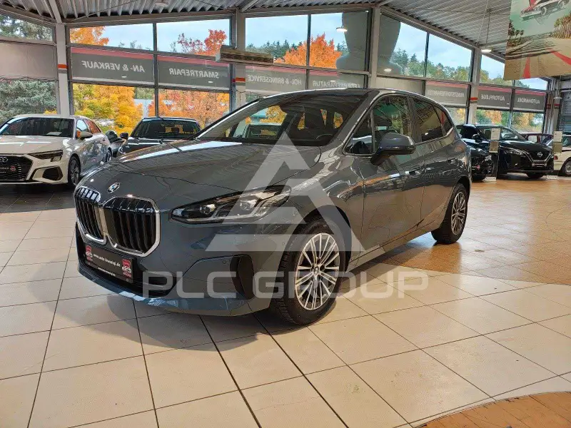 2023 BMW 218