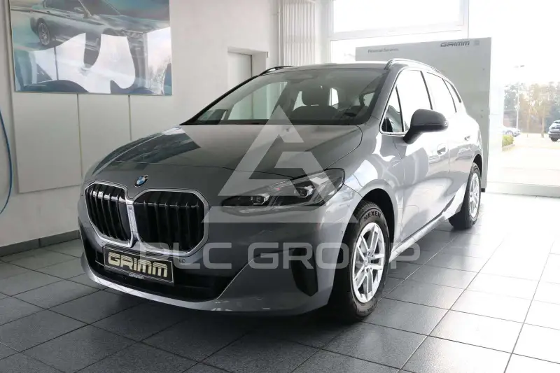 2023 BMW 218