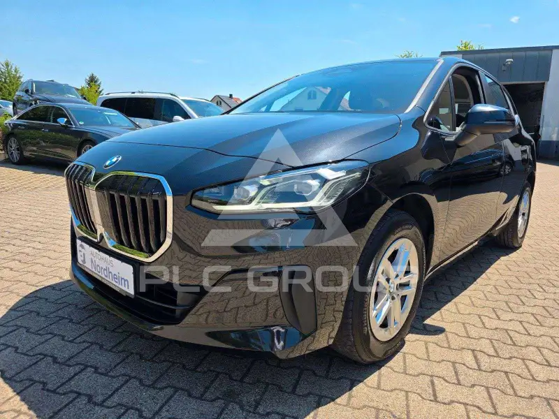 2023 BMW 218