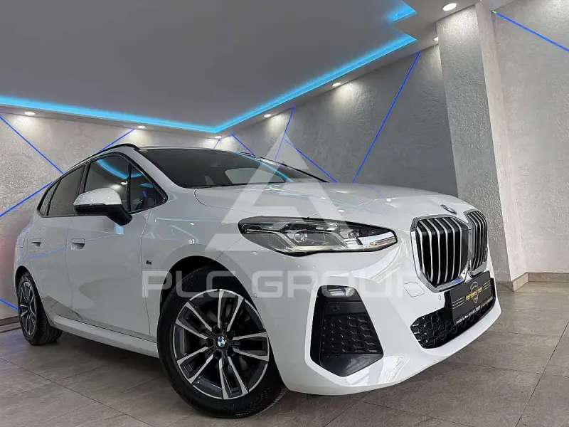 2023 BMW 218