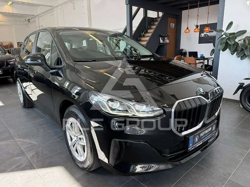 2023 BMW 218