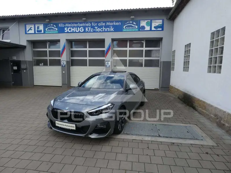2023 BMW 218