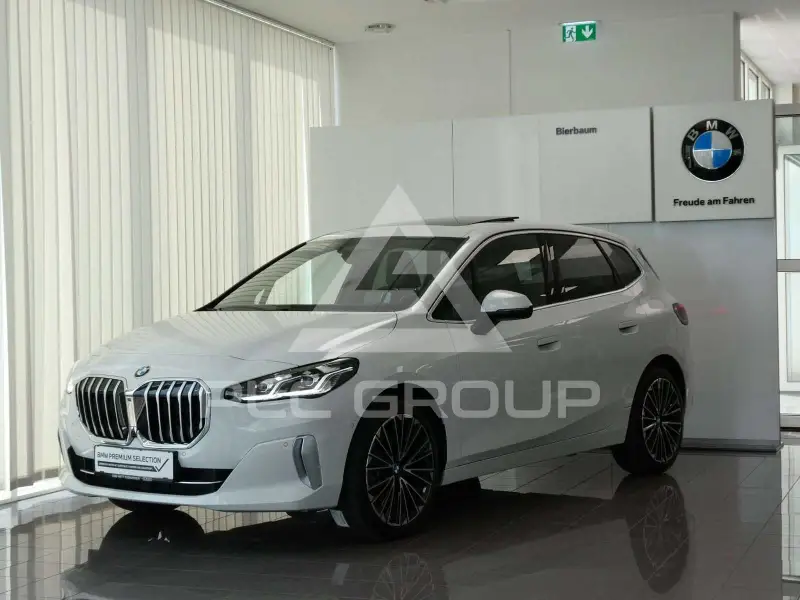 2023 BMW 218