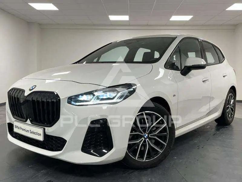 2023 BMW 218