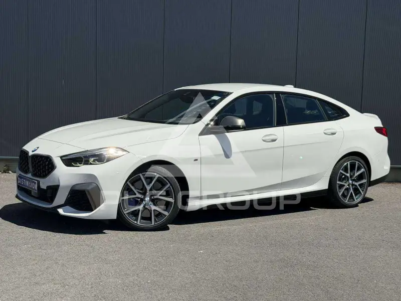 2023 BMW 235
