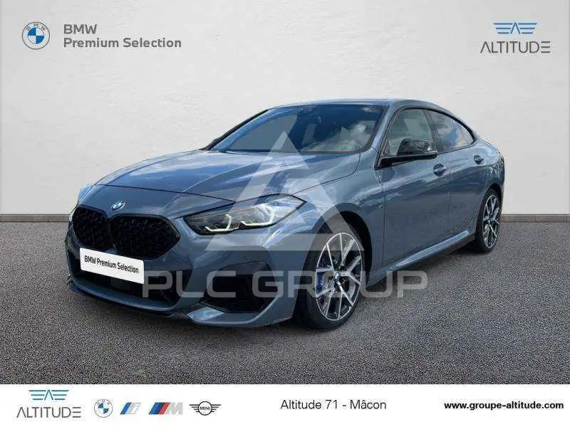 2023 BMW 235