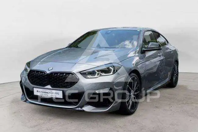 2023 BMW 235