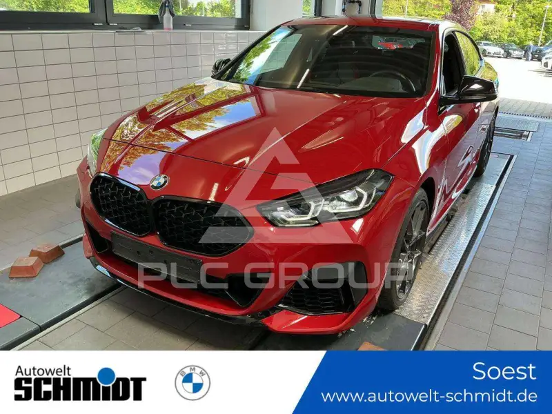 2023 BMW 235