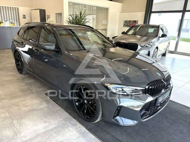 2023 BMW 320