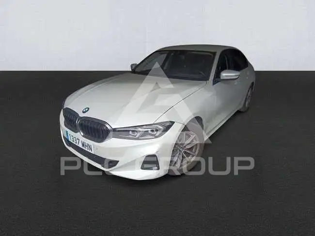 2023 BMW 320