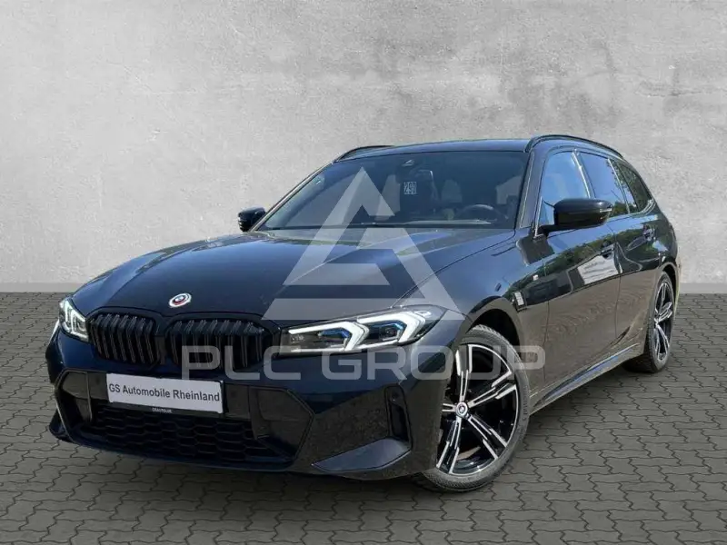 2023 BMW 320