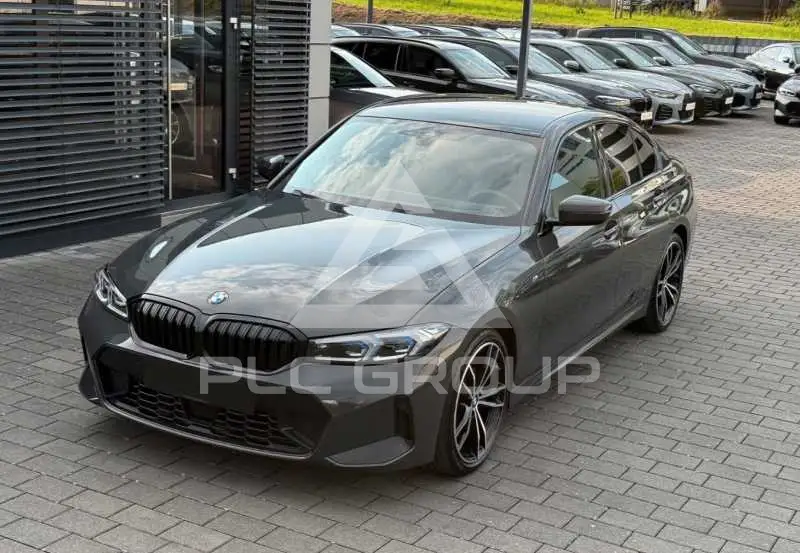 2023 BMW 320