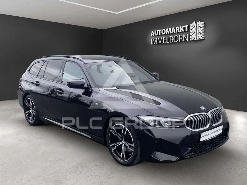 2023 BMW 320