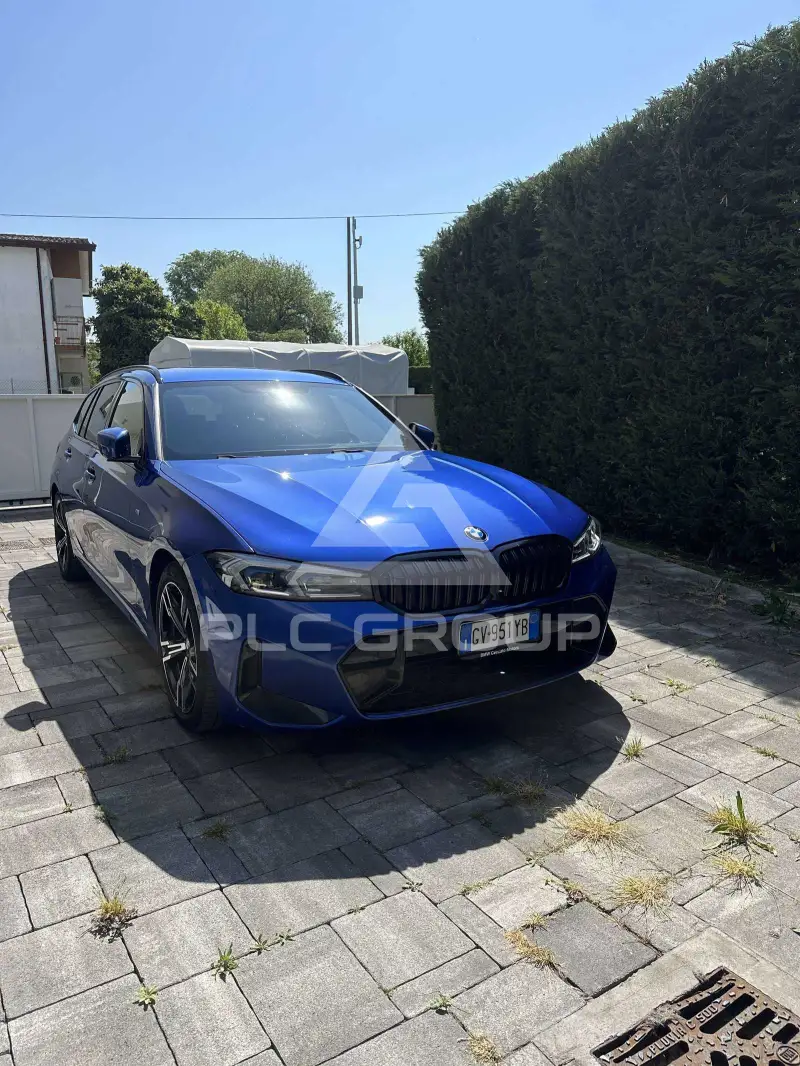 2023 BMW 320