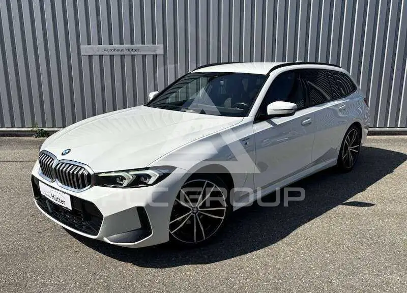2023 BMW 320