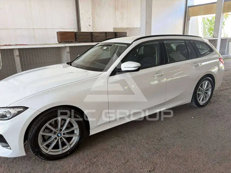 2023 BMW 320